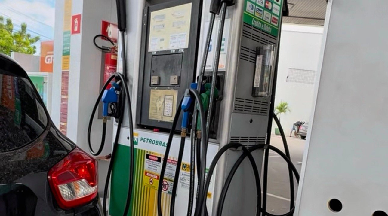 Procon Fortaleza multa 52 postos de combustíveis em R$ 3 milhões por aumento abusivo nos preços