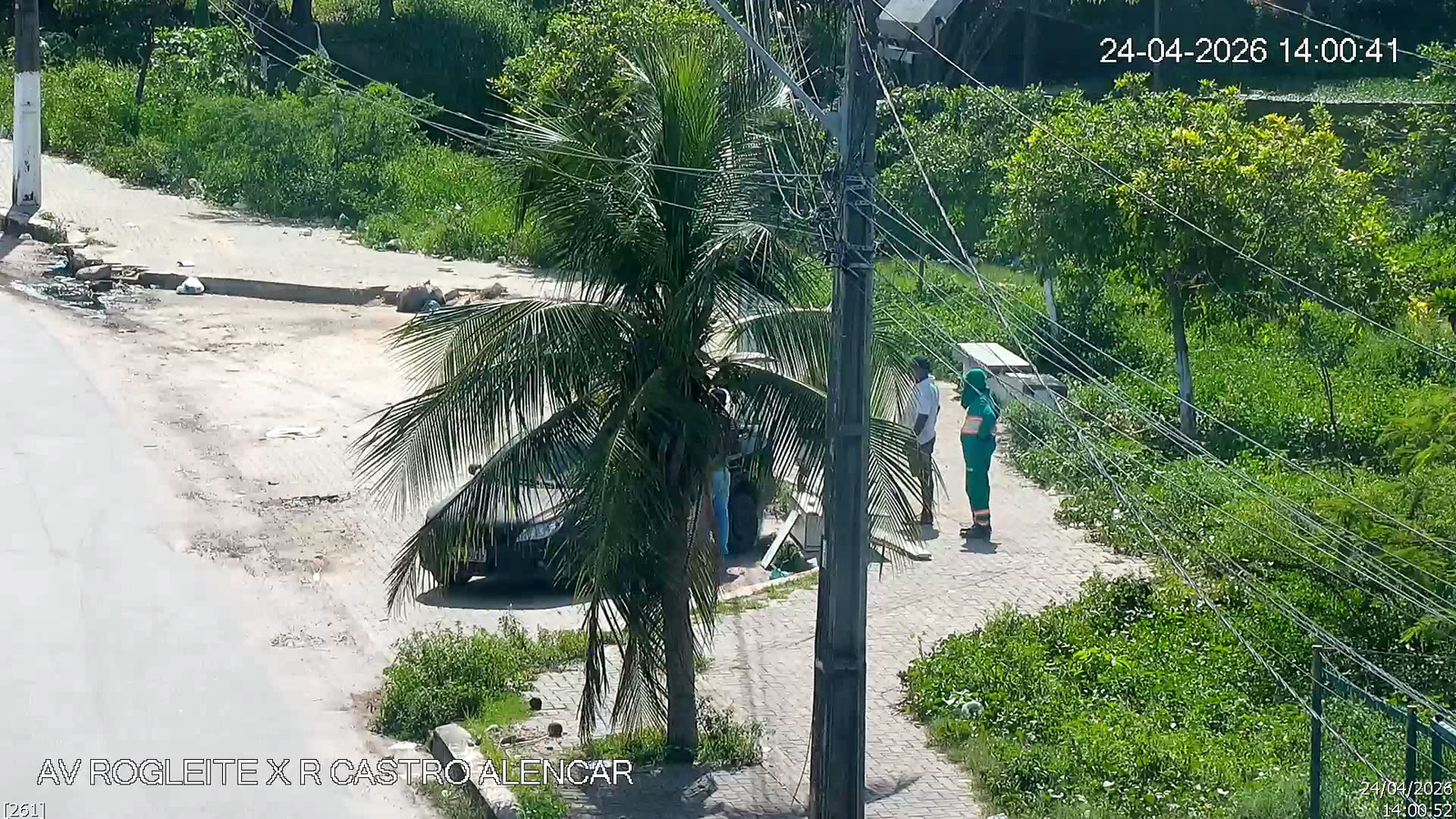 Capital Limpa e Ordenada: câmeras flagram descarte irregular ao lado de Ecoponto no Jardim das Olive