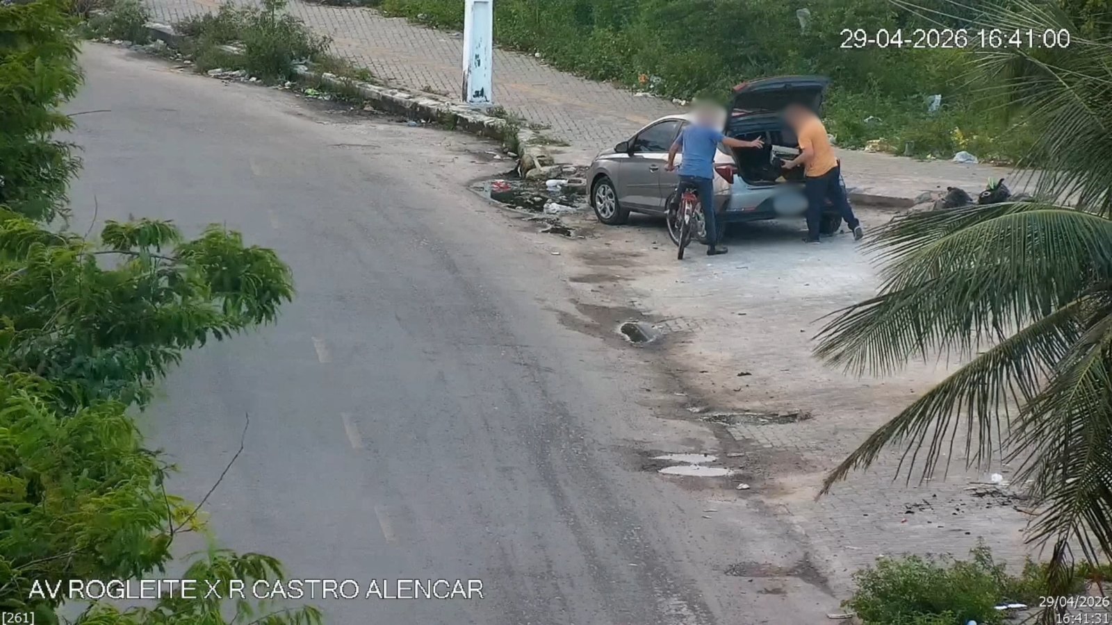Capital Limpa e Ordenada: veículo é autuado dois dias seguidos por descarte irregular ao lado de eco