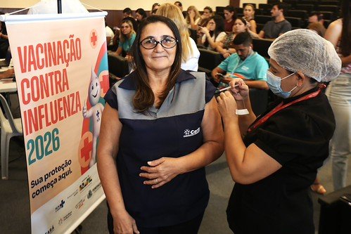 CMFor realiza vacinação (33)