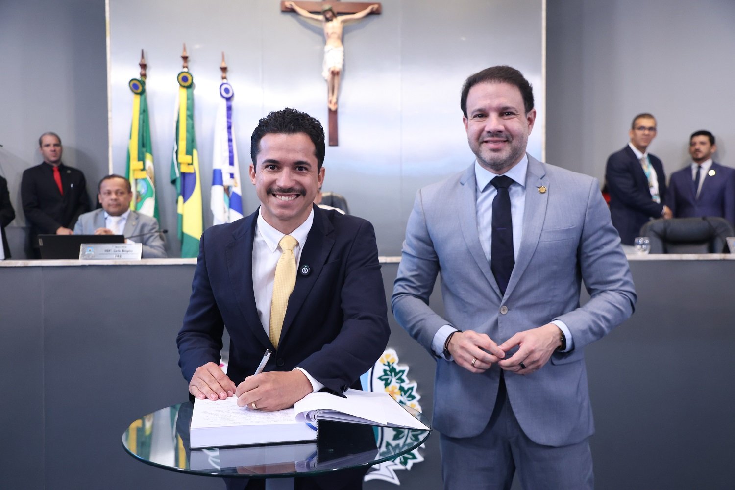 Lucas Cordeiro toma posse na Câmara de Fortaleza
