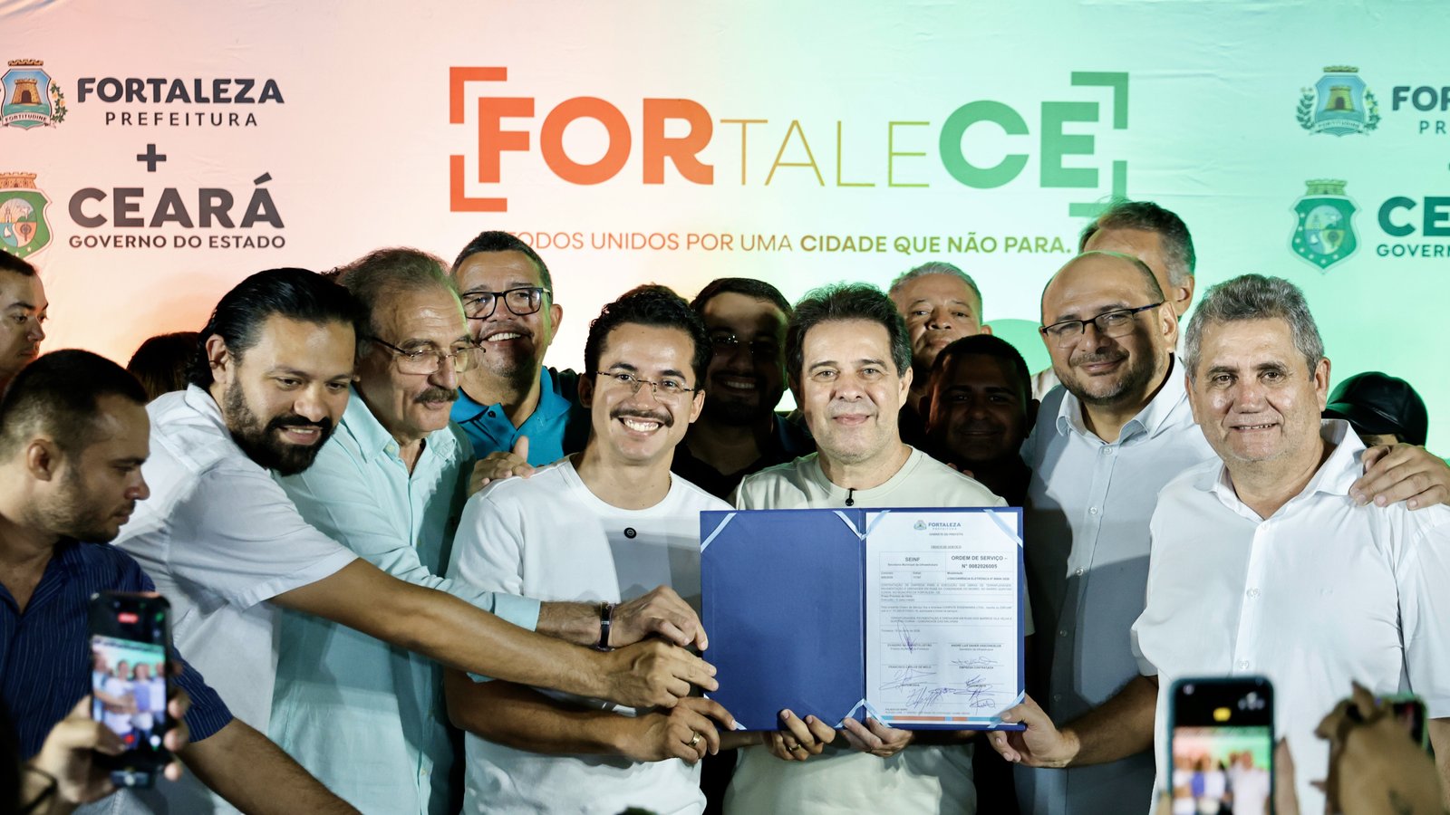 Prefeito Evandro Leitão anuncia início das obras de drenagem na comunidade do Morro, no Quintino Cun