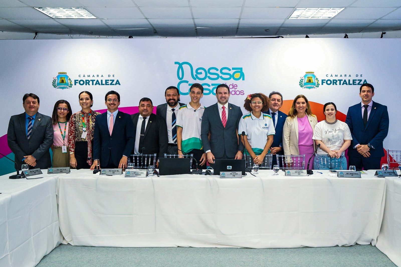 Câmara realiza sessão itinerante na escola Jaime Alencar e aproxima estudantes do Legislativo