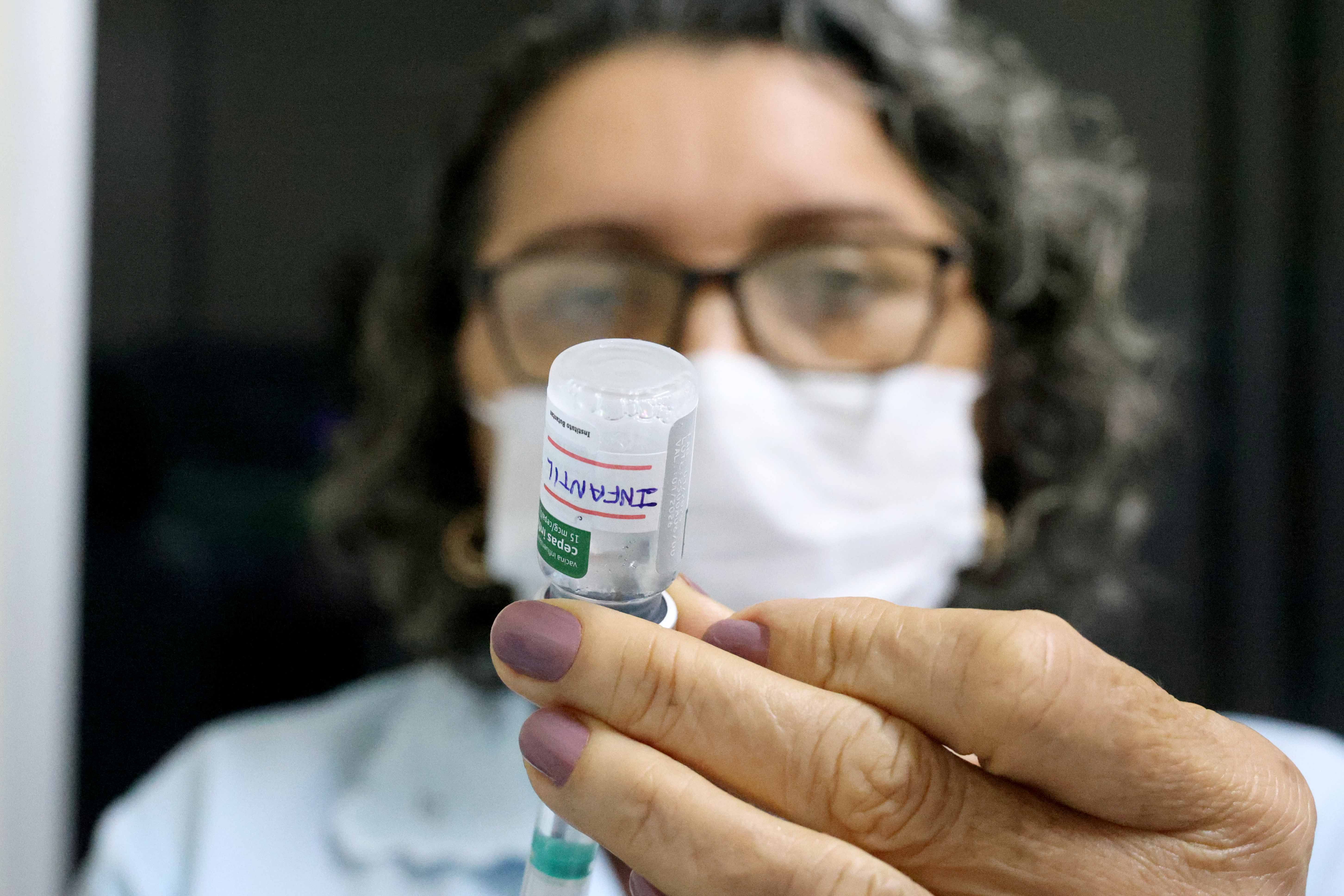 Vacinação e acolhimento marcam ação em instituições de longa permanência para idosos