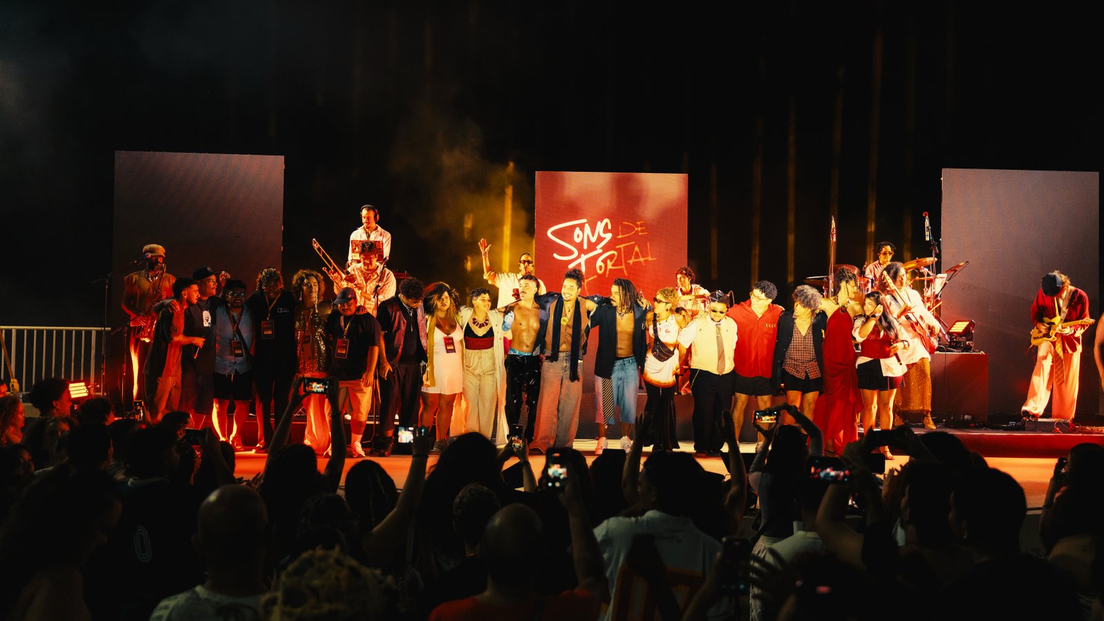 Festival Bora encerra programação gratuita com shows, passeio de barco na Sabiaguaba, Viradinha Cult
