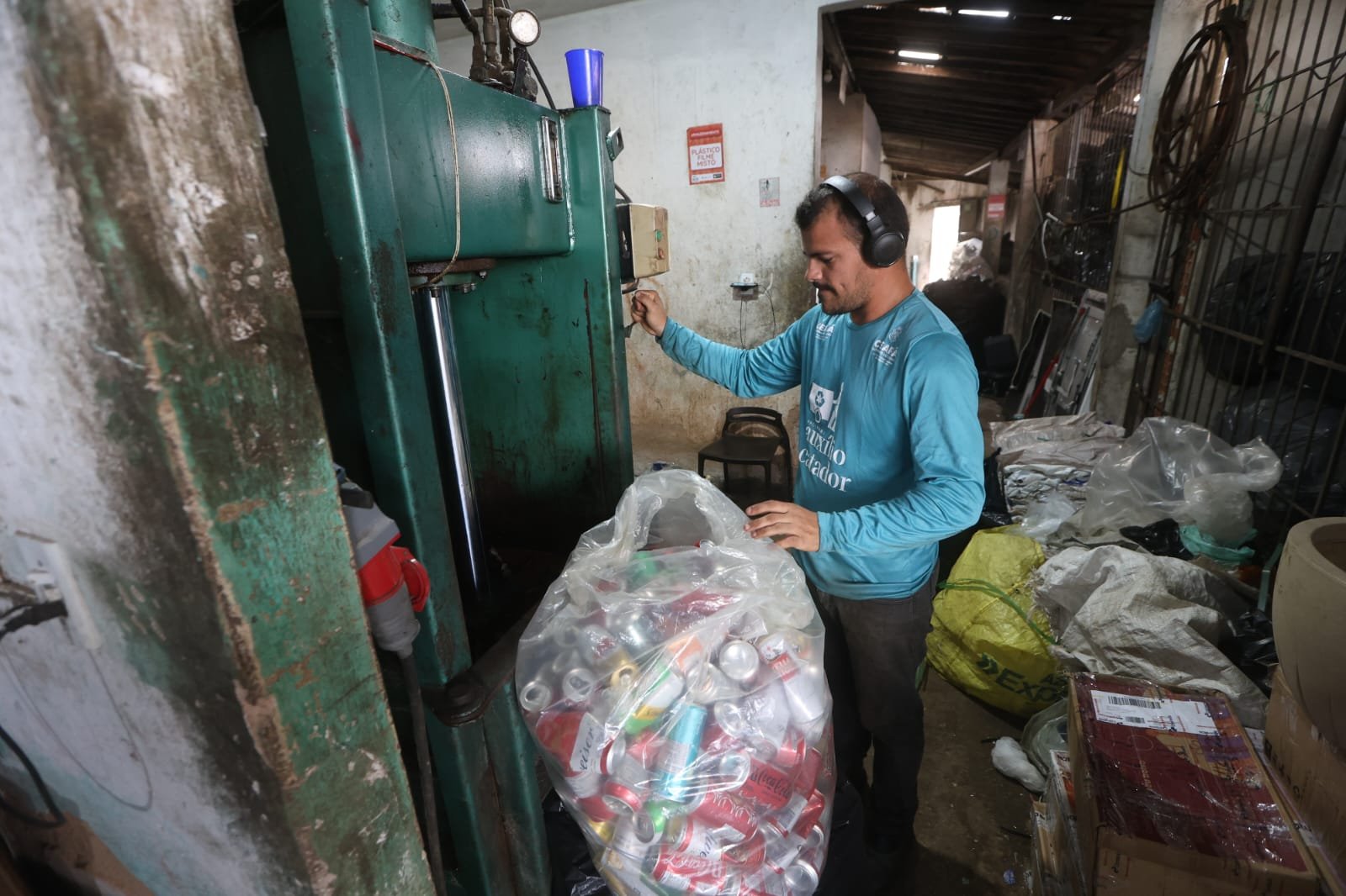 Parceria entre Câmara e Enel transforma resíduos recicláveis em desconto na conta de energia