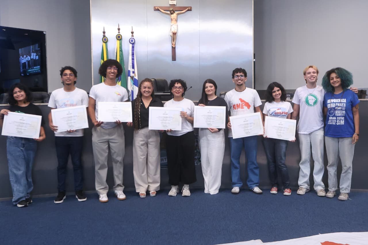 Câmara realiza solenidade em comemoração ao Dia do Estudante