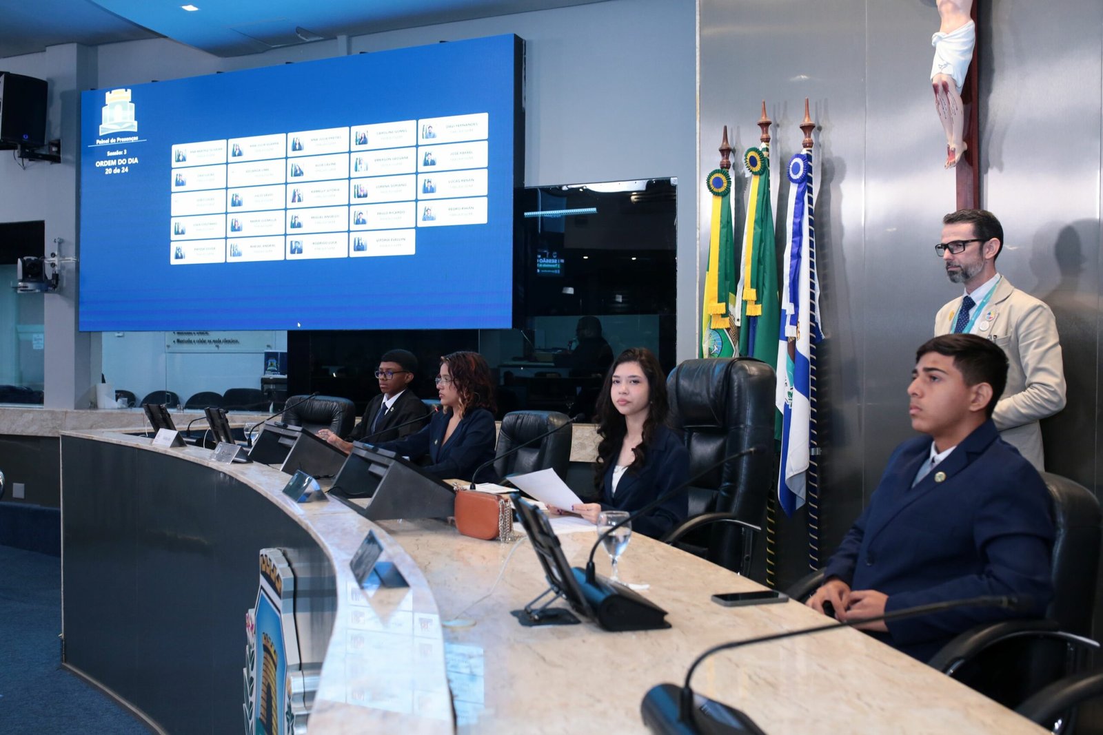 Ideias de estudantes do Parla, Jovem! avançam na Câmara e podem virar políticas públicas em Fortaleza