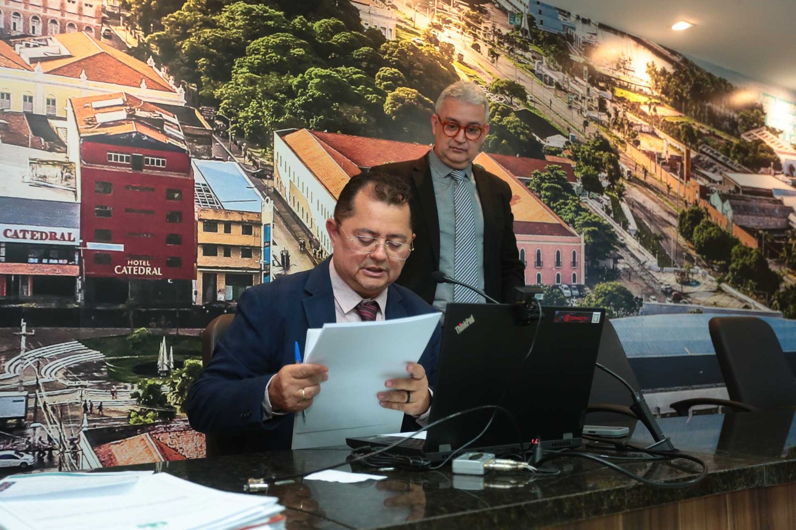 CCJ aprova 12 projetos com destaque para a criação de Núcleos Comunitários de Mediação