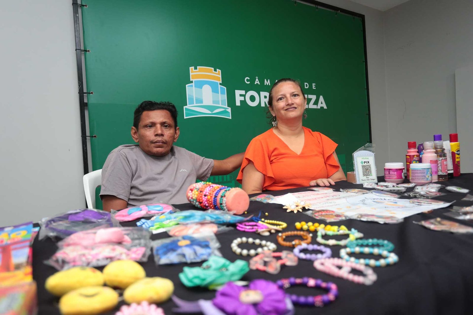 Segunda edição da Feirinha Inclusiva reúne talentos e empreendedores com deficiência na Câmara
