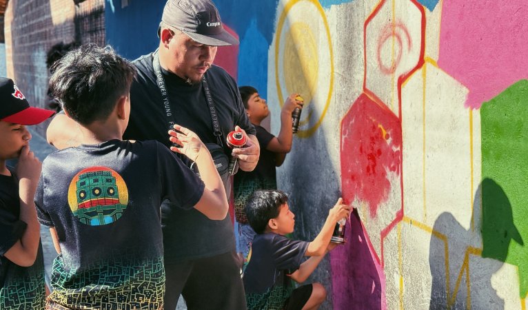 Centro Cultural Belchior recebe Feira Negra, show de brega e arte urbana no Jacarecanga, em programa