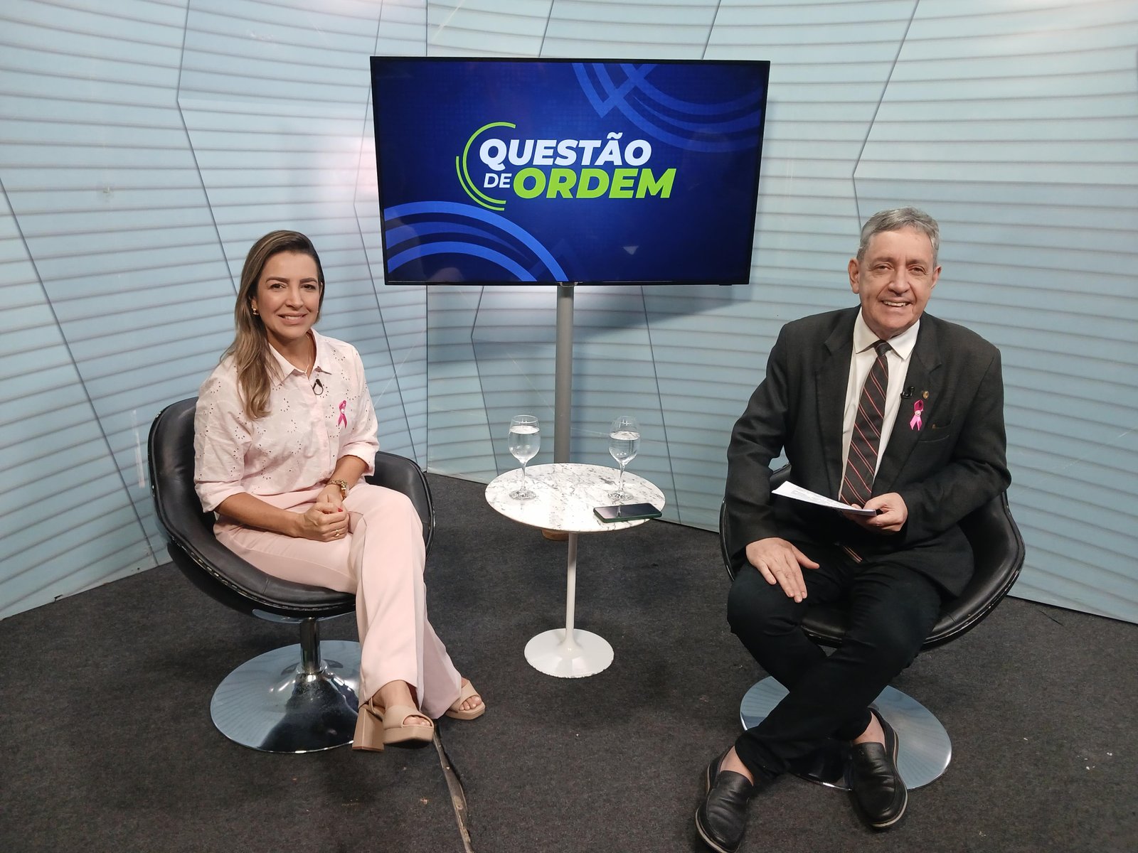 Programação da campanha Outubro Rosa na Alece é assunto no Questão de Ordem