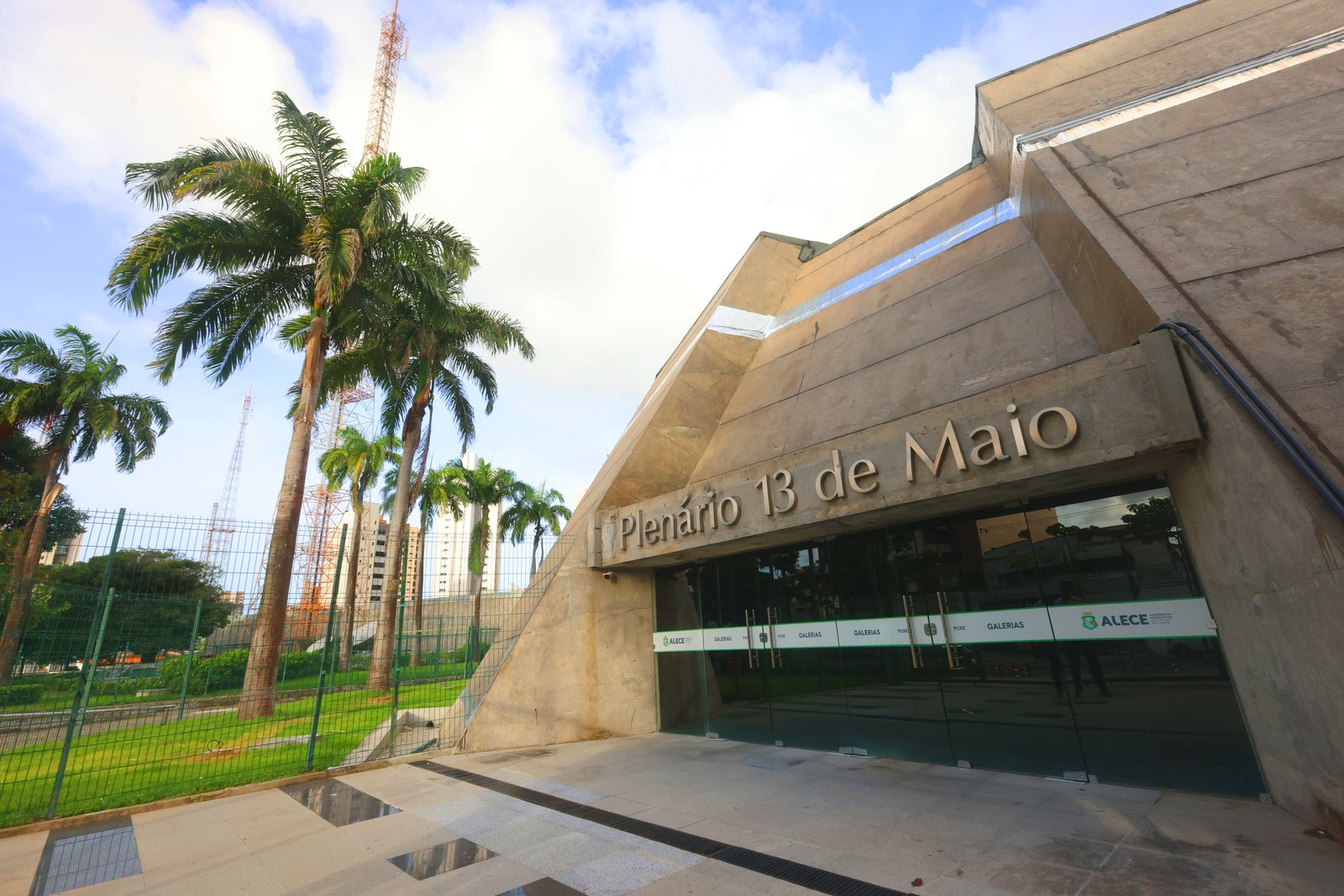 Projeto de parcelamento de débitos fiscais tramita na Alece nesta quarta