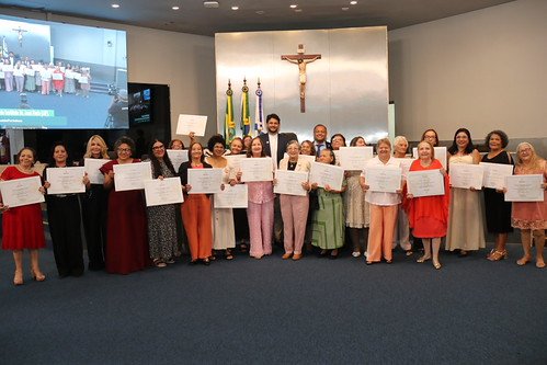 Homenagem aos funcionários ativos e aposentados do Instituto José Frota (IJF).(André Lima) (1)