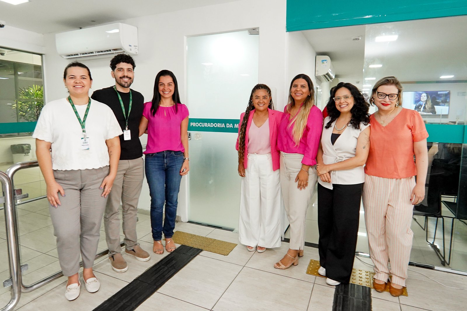 Procuradorias da Mulher de Fortaleza e Aquiraz promovem intercâmbio institucional
